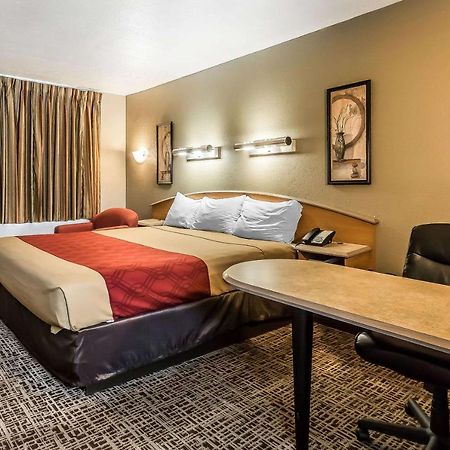 Econo Lodge Μπόουλινγκ Γκριν Εξωτερικό φωτογραφία