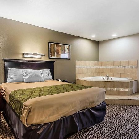 Econo Lodge Μπόουλινγκ Γκριν Εξωτερικό φωτογραφία