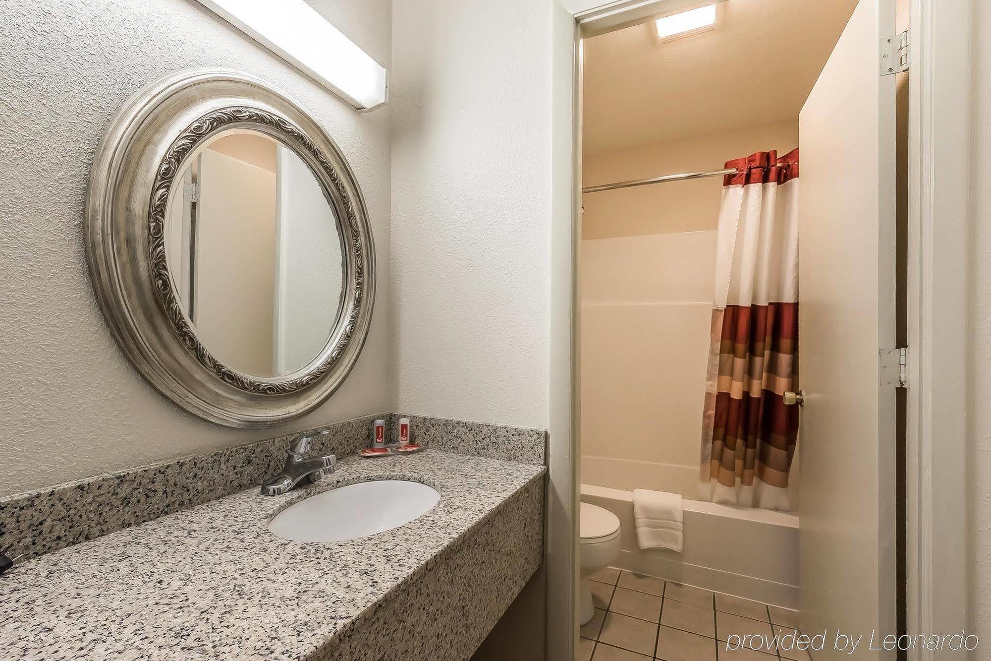 Econo Lodge Μπόουλινγκ Γκριν Εξωτερικό φωτογραφία