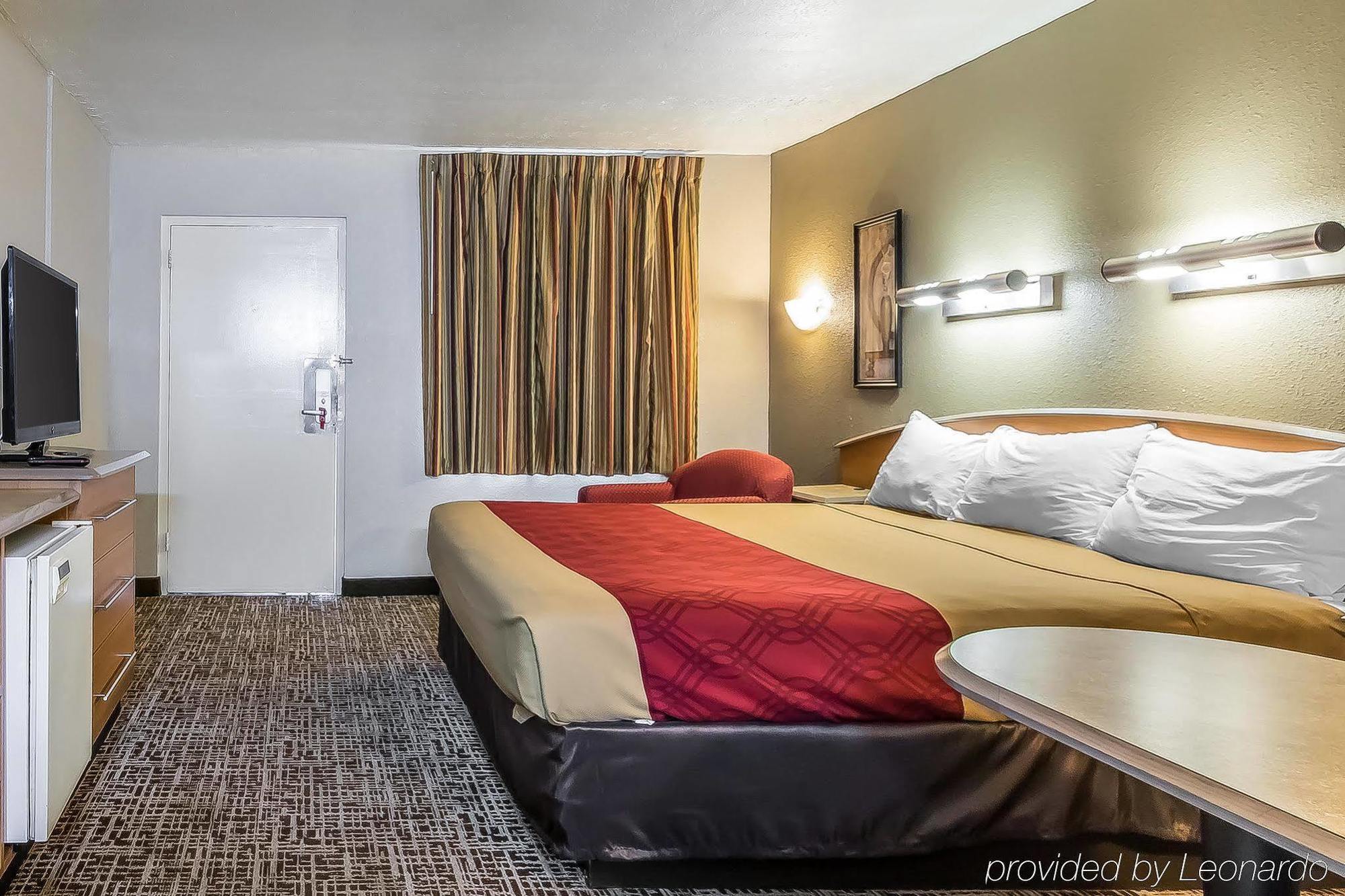 Econo Lodge Μπόουλινγκ Γκριν Εξωτερικό φωτογραφία