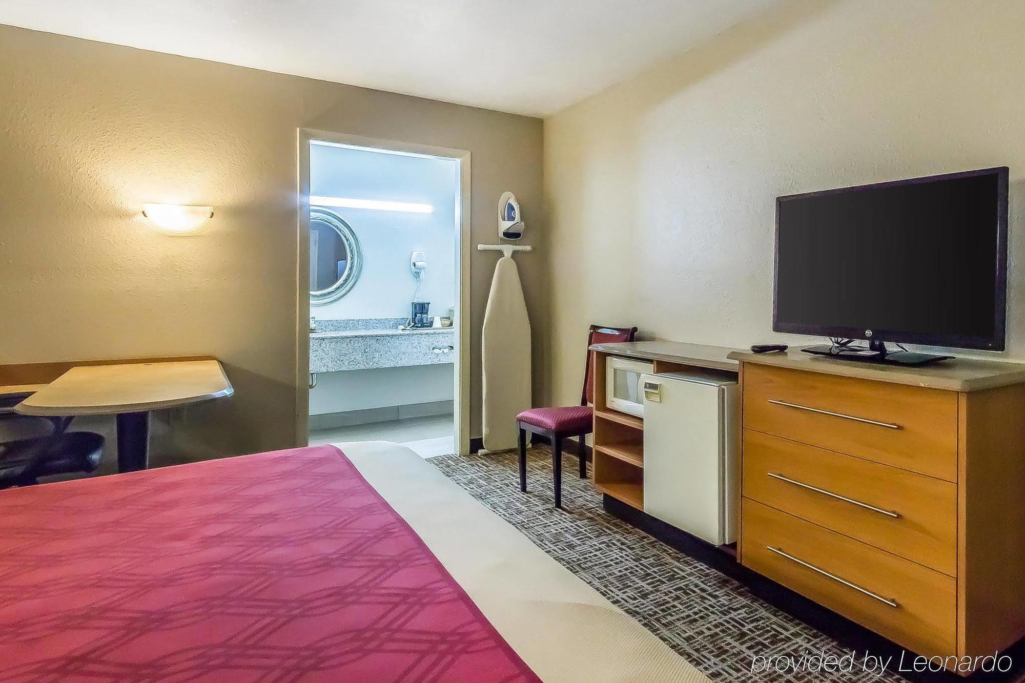 Econo Lodge Μπόουλινγκ Γκριν Εξωτερικό φωτογραφία