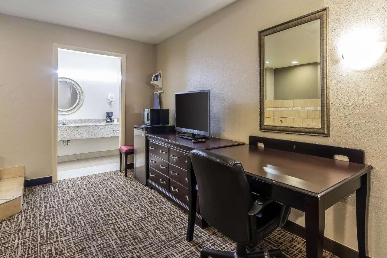 Econo Lodge Μπόουλινγκ Γκριν Εξωτερικό φωτογραφία